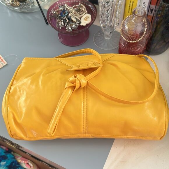 Vintage 80s Yellow Women's Shoulder Bag - Picture 4 of 7